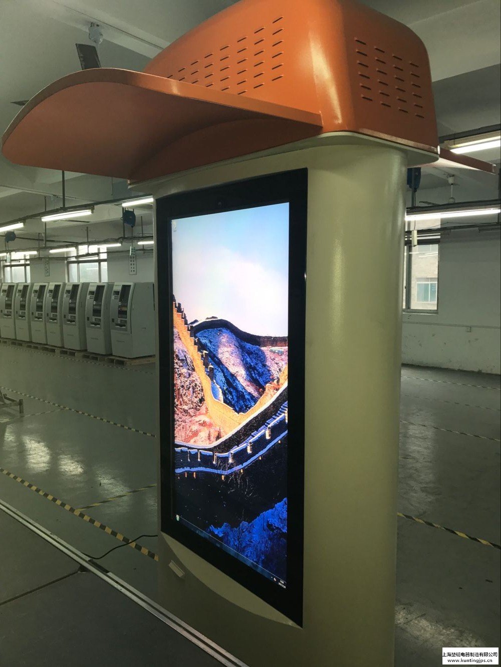 “55寸戶外廣告機(jī)外殼